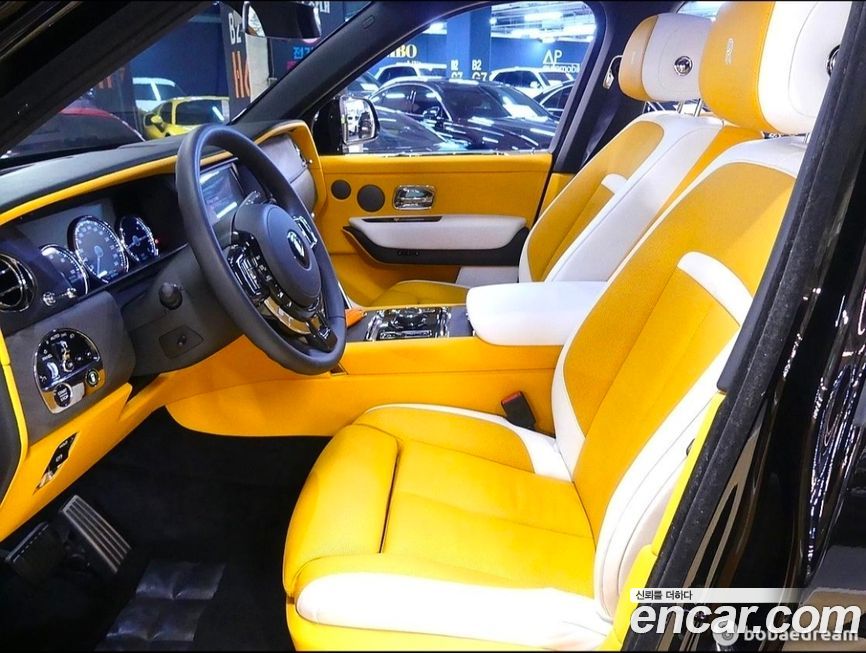 Rolls-Royce Cullinan 2024