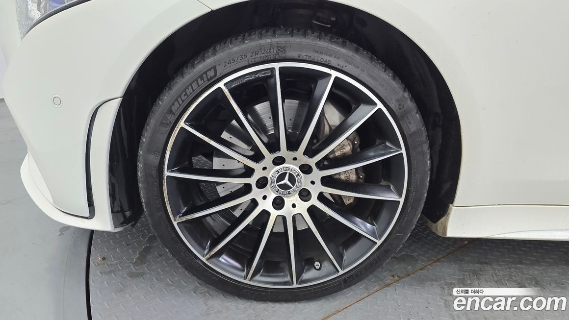 Mercedes-Benz CLS-Class 2021