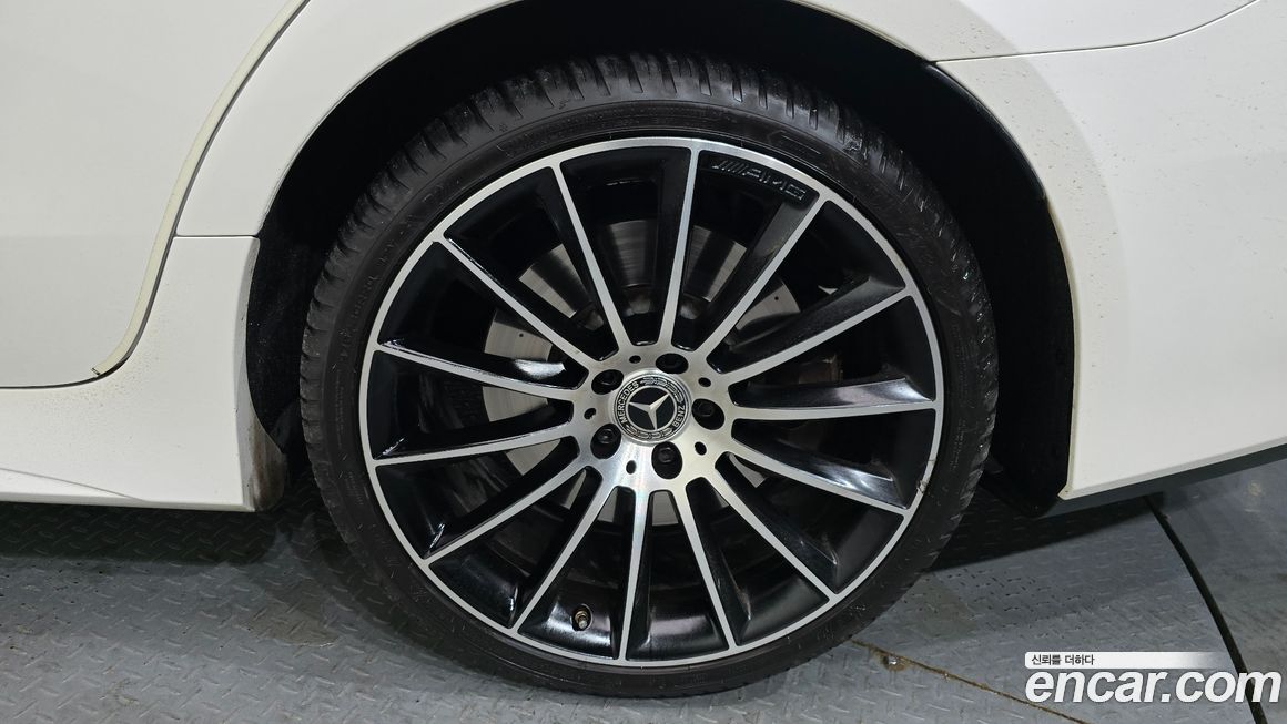 Mercedes-Benz CLS-Class 2021