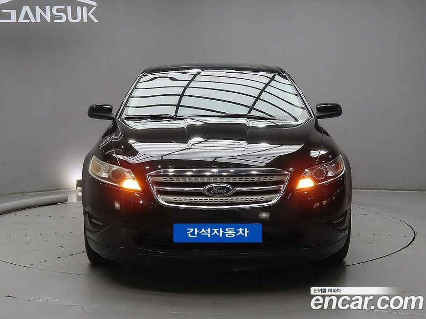 Ford Taurus 2011