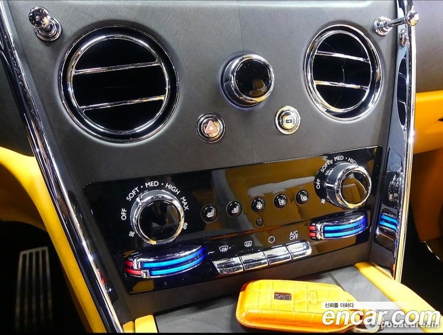 Rolls-Royce Cullinan 2024