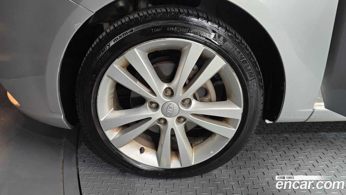Kia Porte 2012