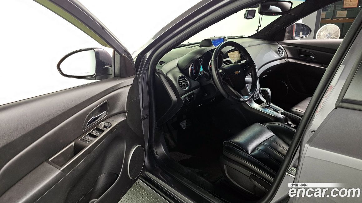 ChevroletGMDaewoo Cruze 2012