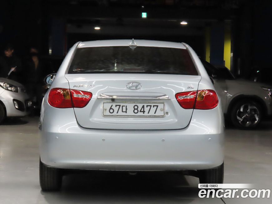 Hyundai AVANTE 2010