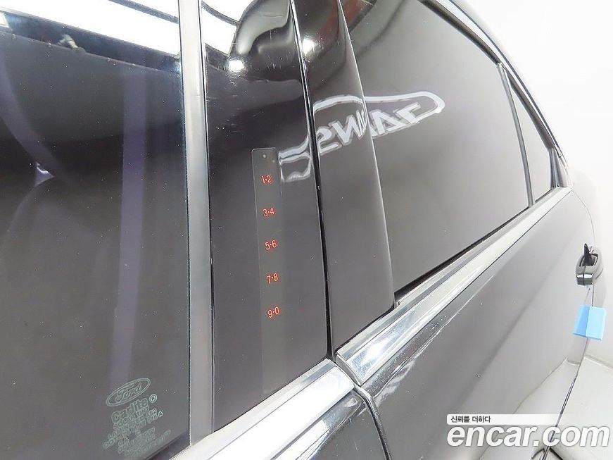 Ford Taurus 2011