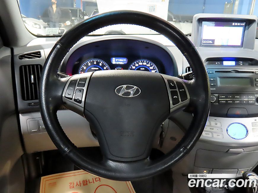 Hyundai AVANTE 2010