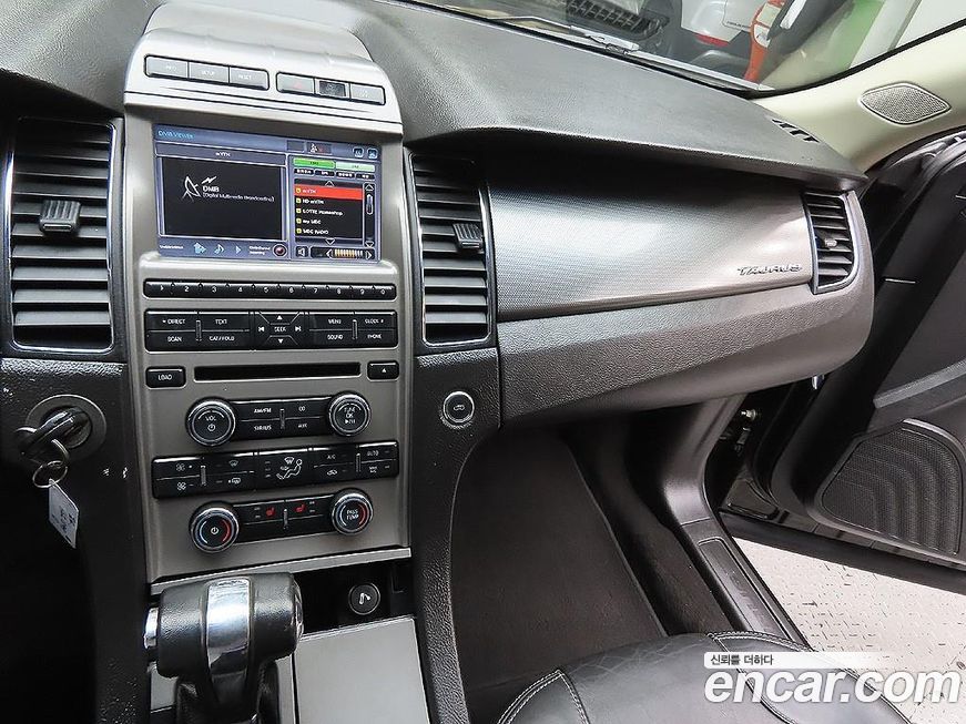 Ford Taurus 2011