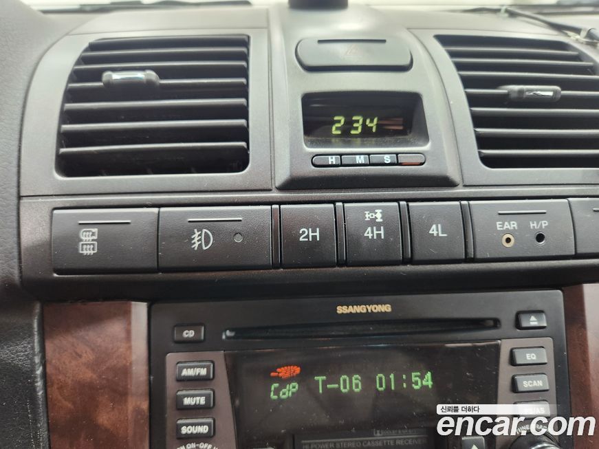 KG_Mobility_Ssangyong Rexton 2004