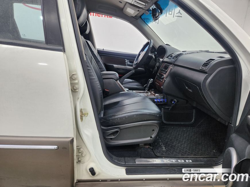 KG_Mobility_Ssangyong Rexton 2004