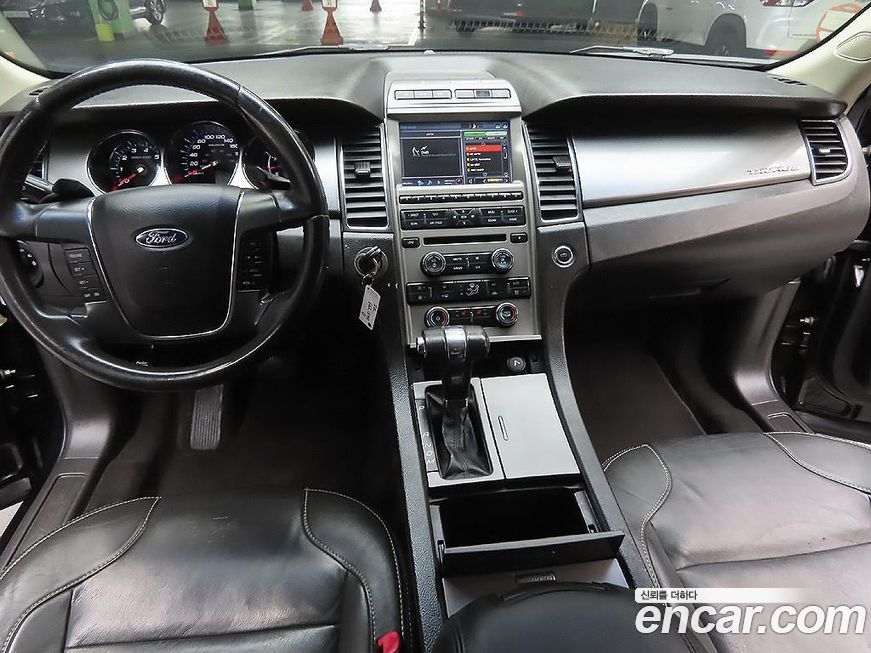 Ford Taurus 2011