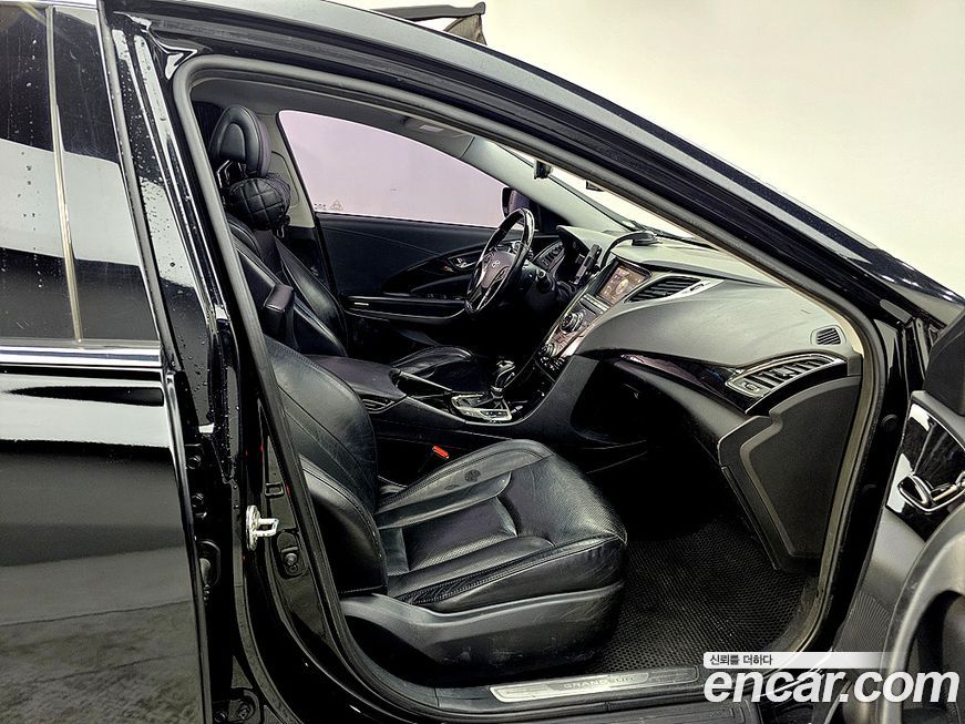 Hyundai Grandeur 2012