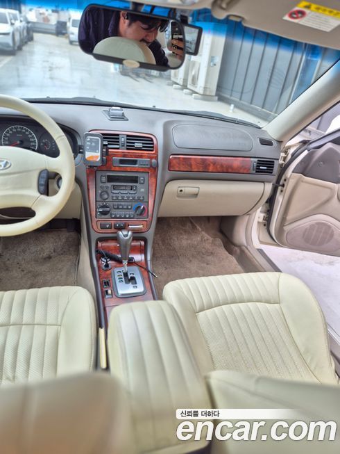 Hyundai Grandeur 2004