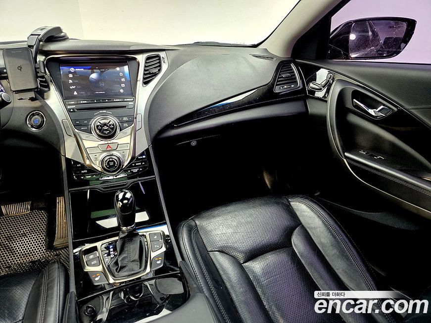 Hyundai Grandeur 2012