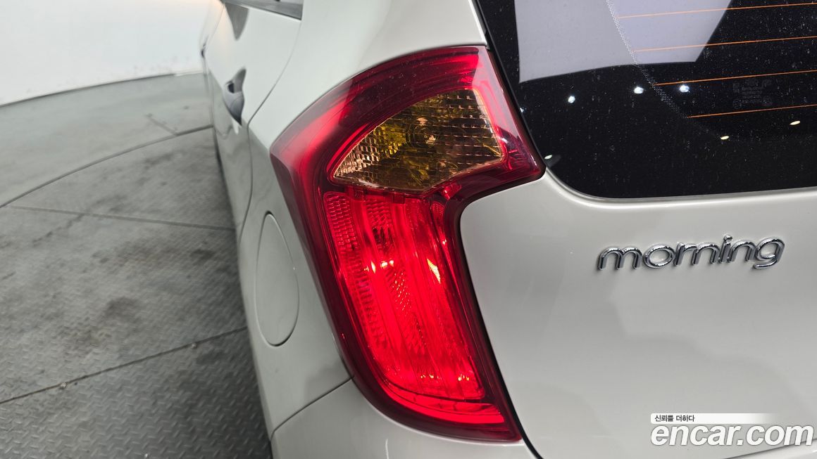 Kia morning 2016