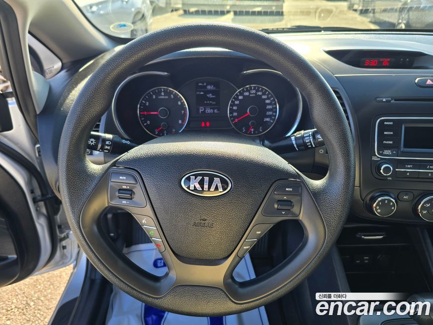 Kia K3 2015