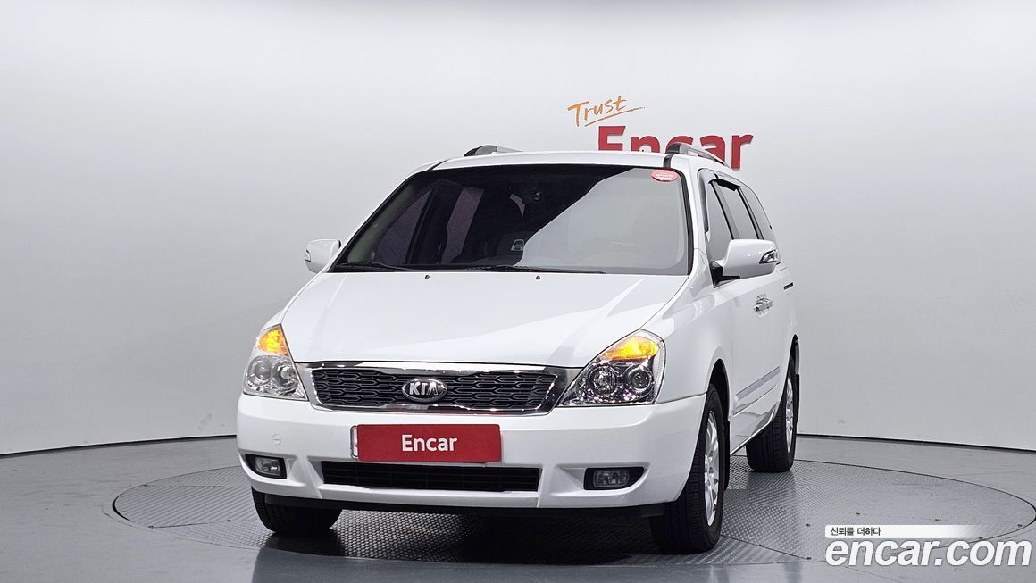 Kia Canival 2013