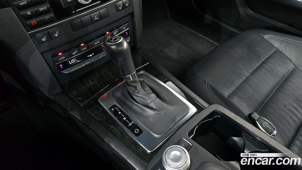 Mercedes-Benz E-Class 2011