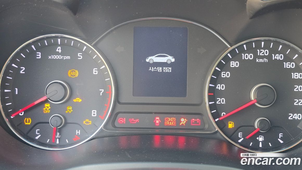 Kia K3 2013