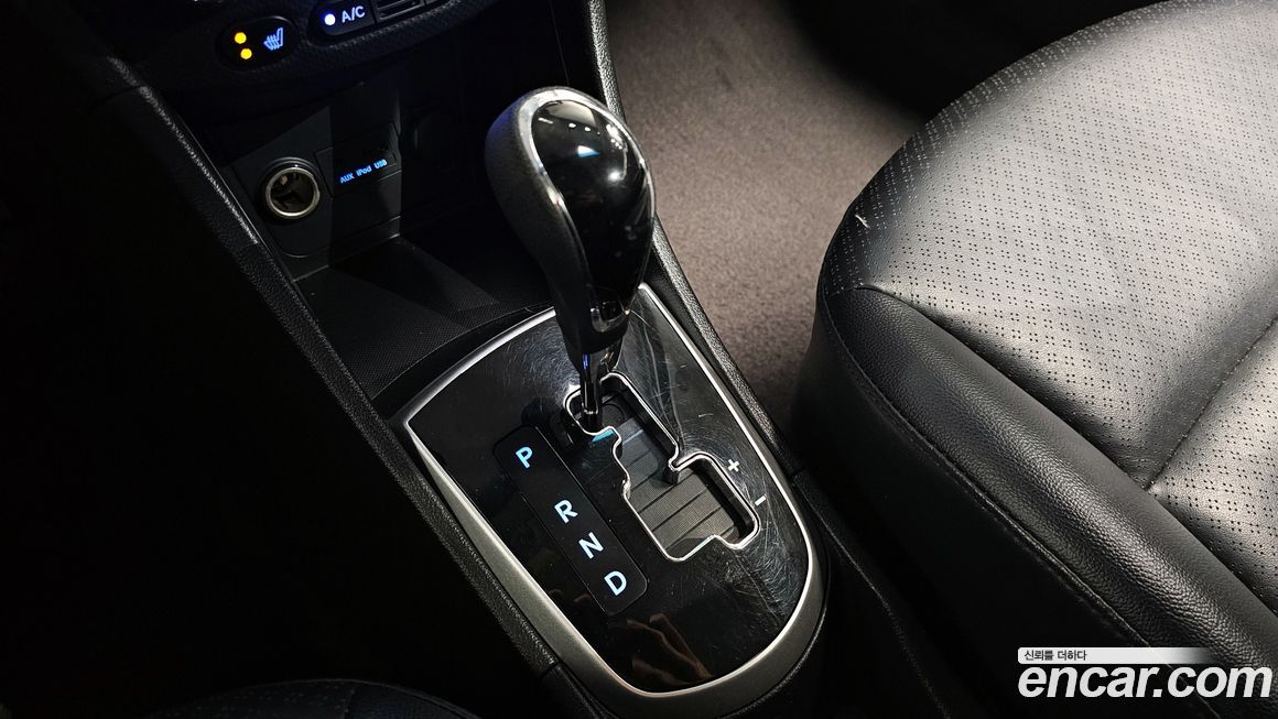 Hyundai Accent 2011