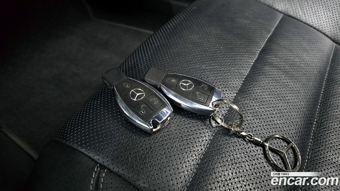 Mercedes-Benz E-Class 2011