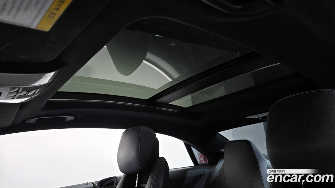 Mercedes-Benz E-Class 2011
