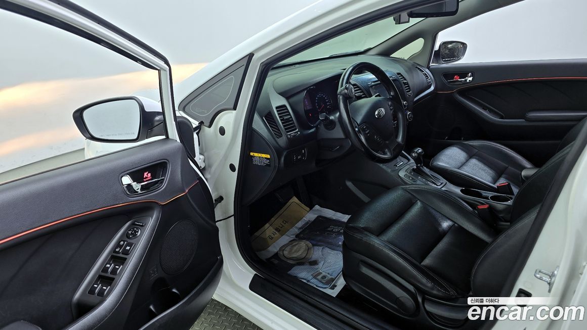 Kia K3 2013
