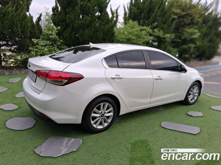 Kia K3 2016