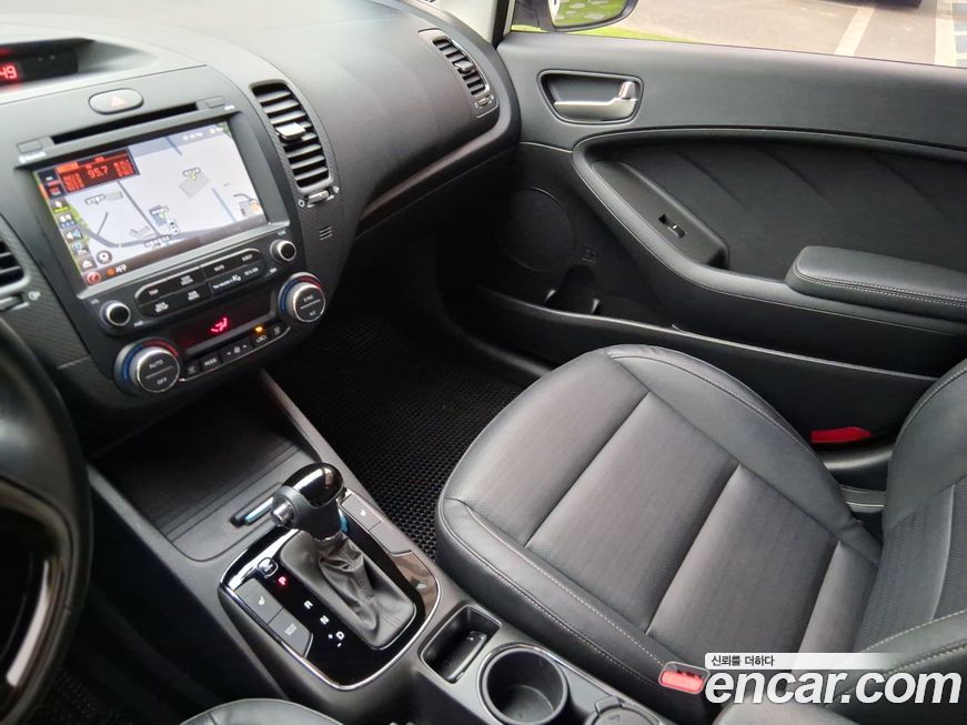 Kia K3 2016