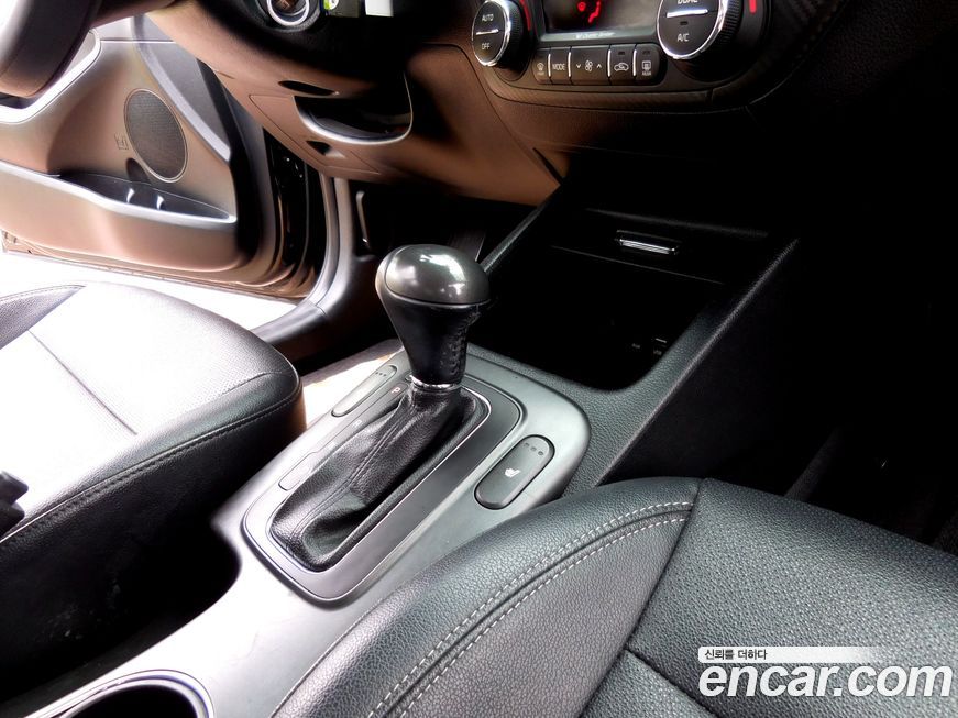 Kia K3 2015