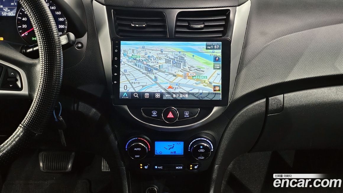 Hyundai Accent 2011