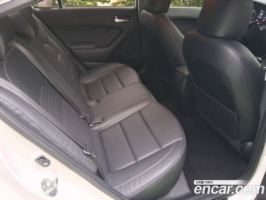 Kia K3 2016