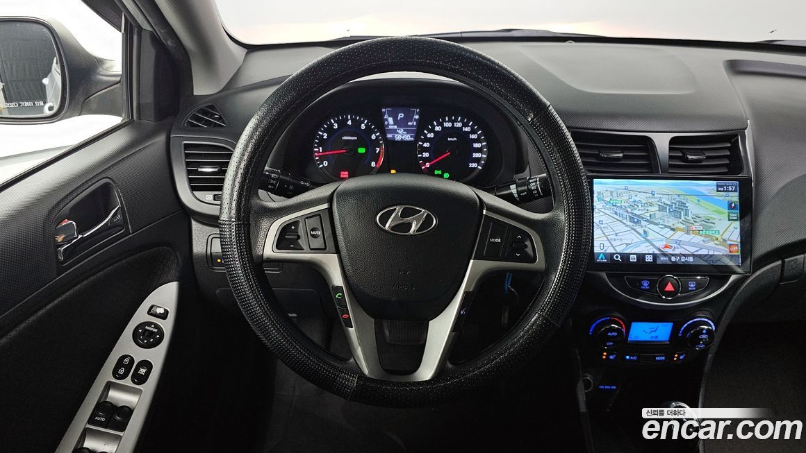 Hyundai Accent 2011