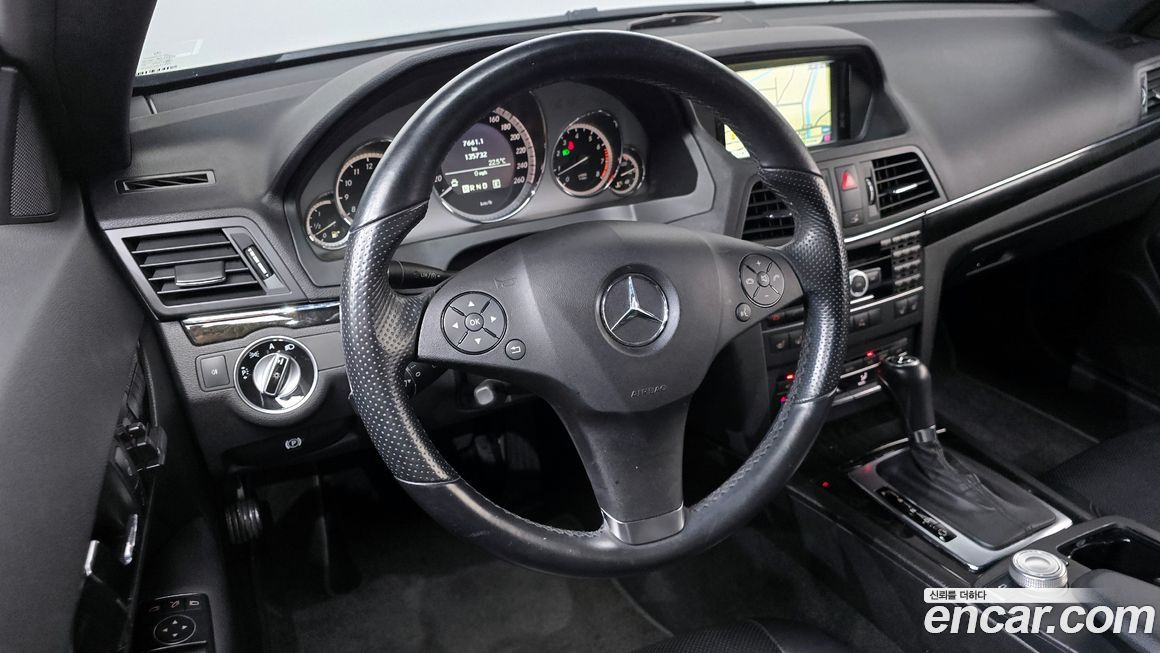Mercedes-Benz E-Class 2011