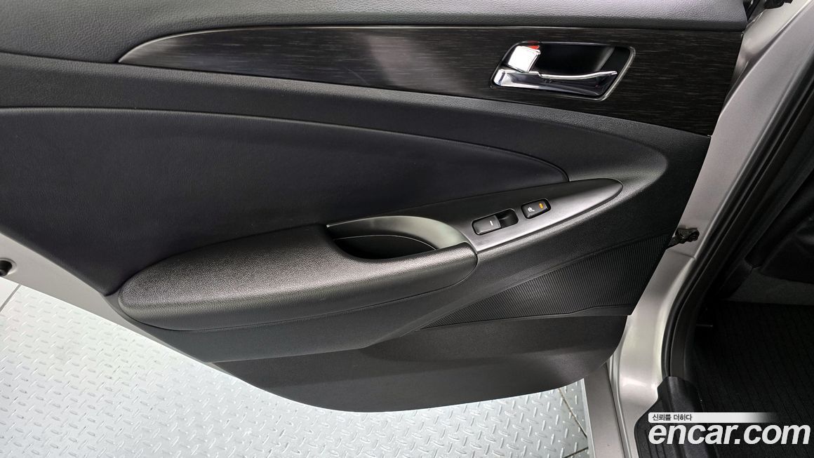 Hyundai Sonata 2013