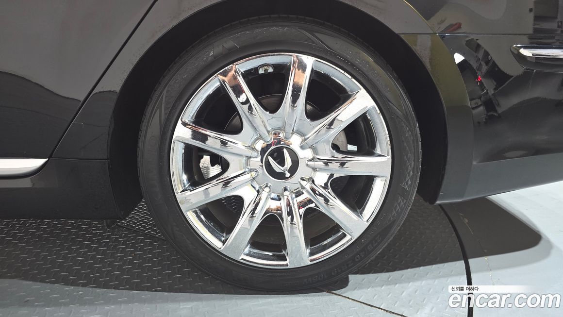 Hyundai Equus 2012