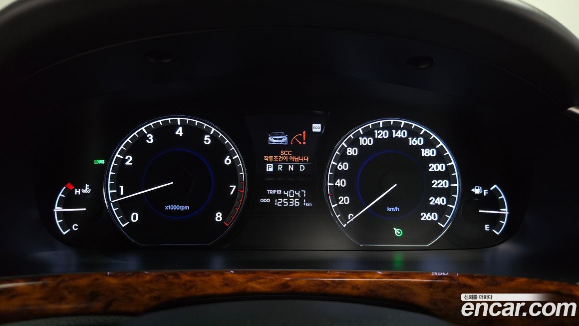 Hyundai Equus 2012