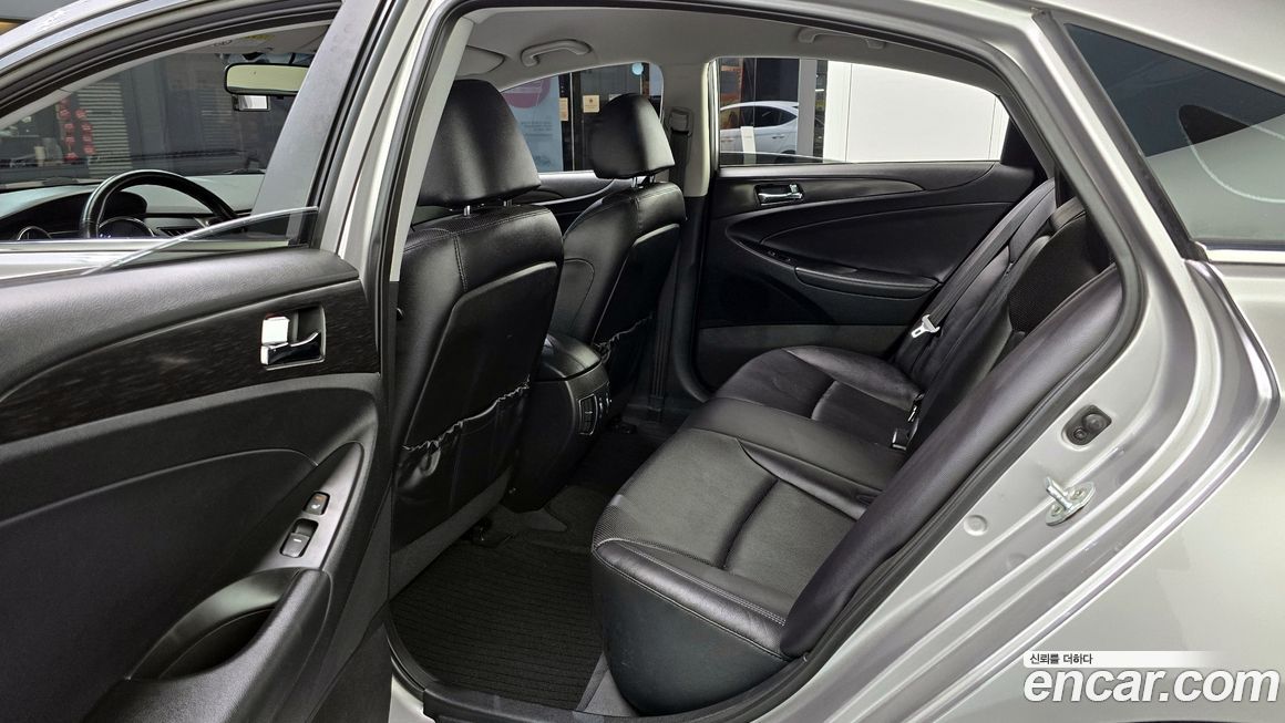 Hyundai Sonata 2013