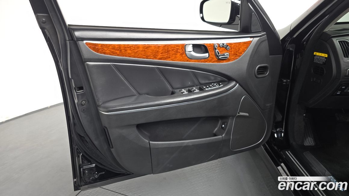 Hyundai Equus 2012