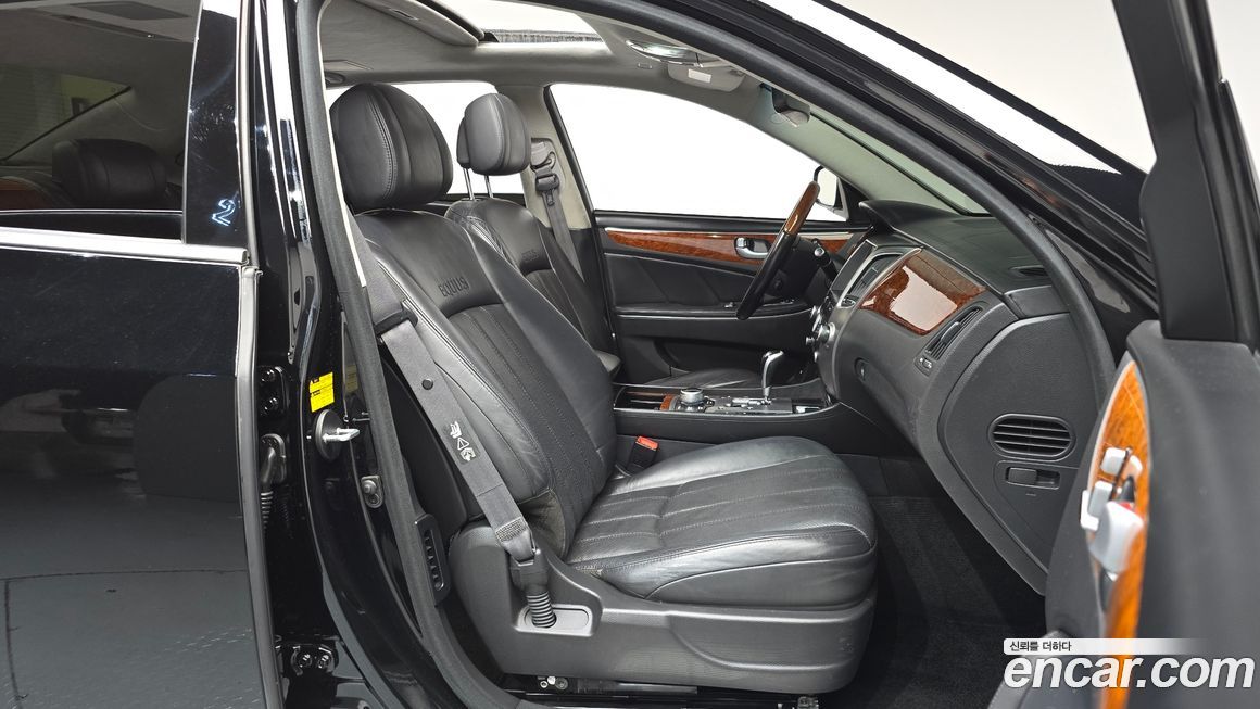 Hyundai Equus 2012