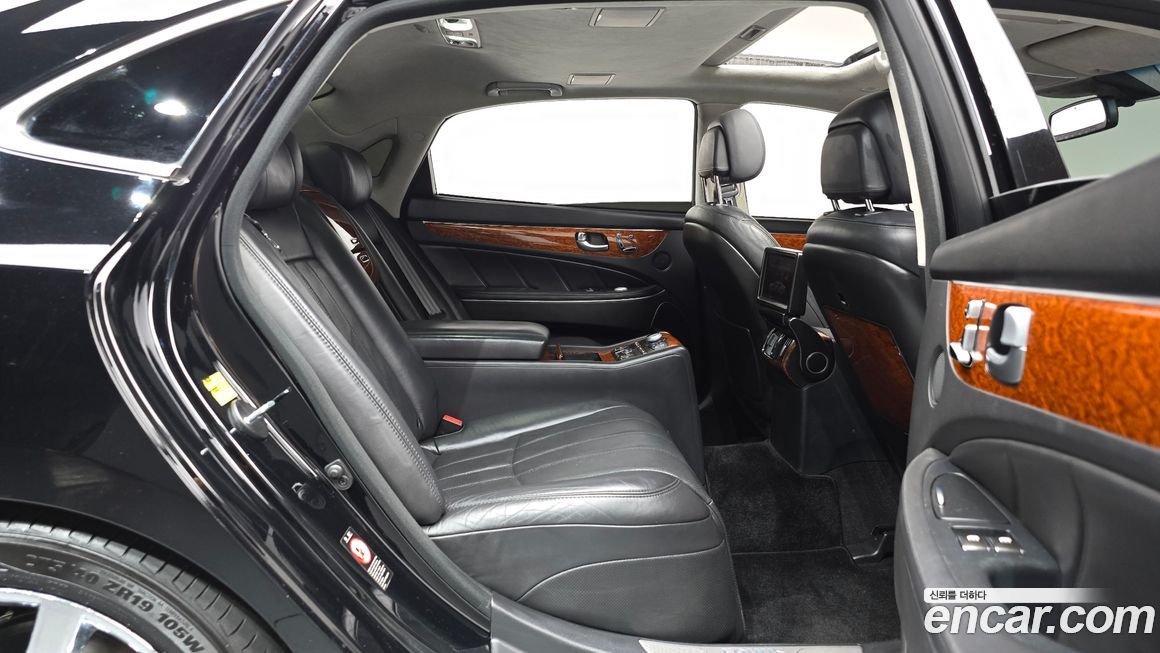 Hyundai Equus 2012