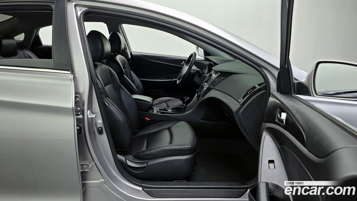 Hyundai Sonata 2013