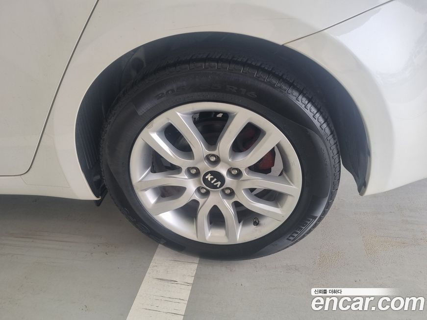 Kia K3 2015