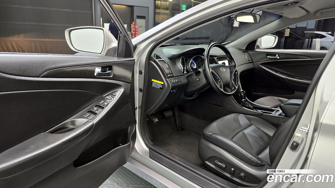 Hyundai Sonata 2013
