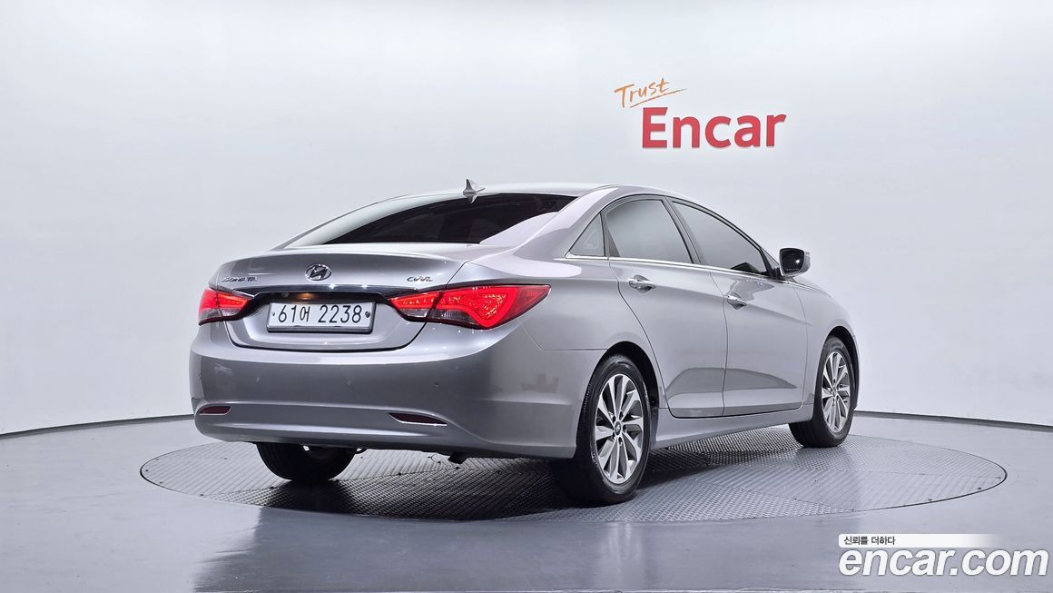 Hyundai Sonata 2013