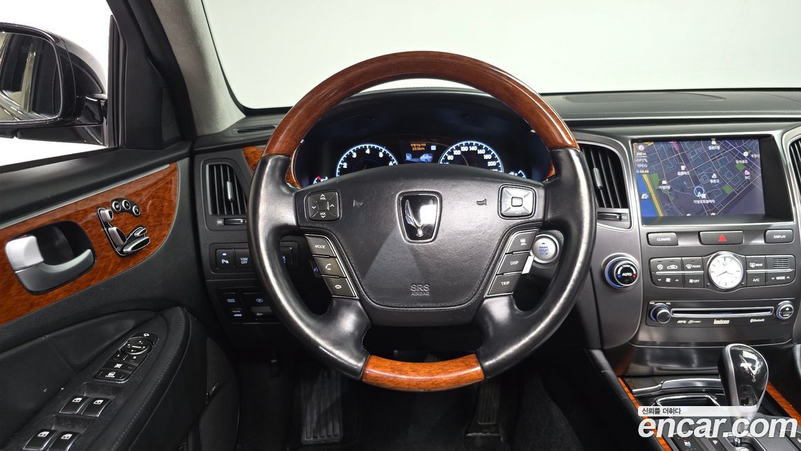 Hyundai Equus 2012