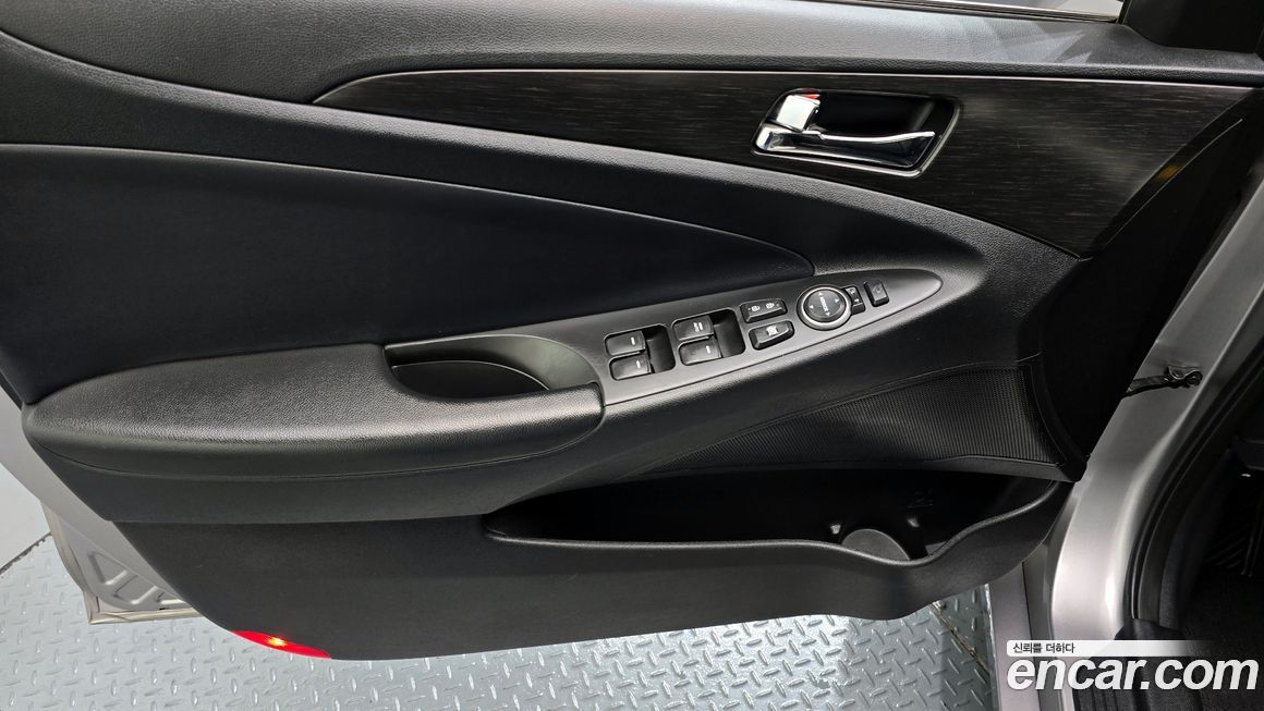 Hyundai Sonata 2013