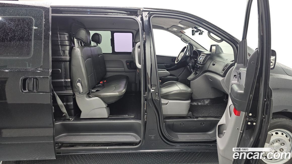 Hyundai Starex 2016