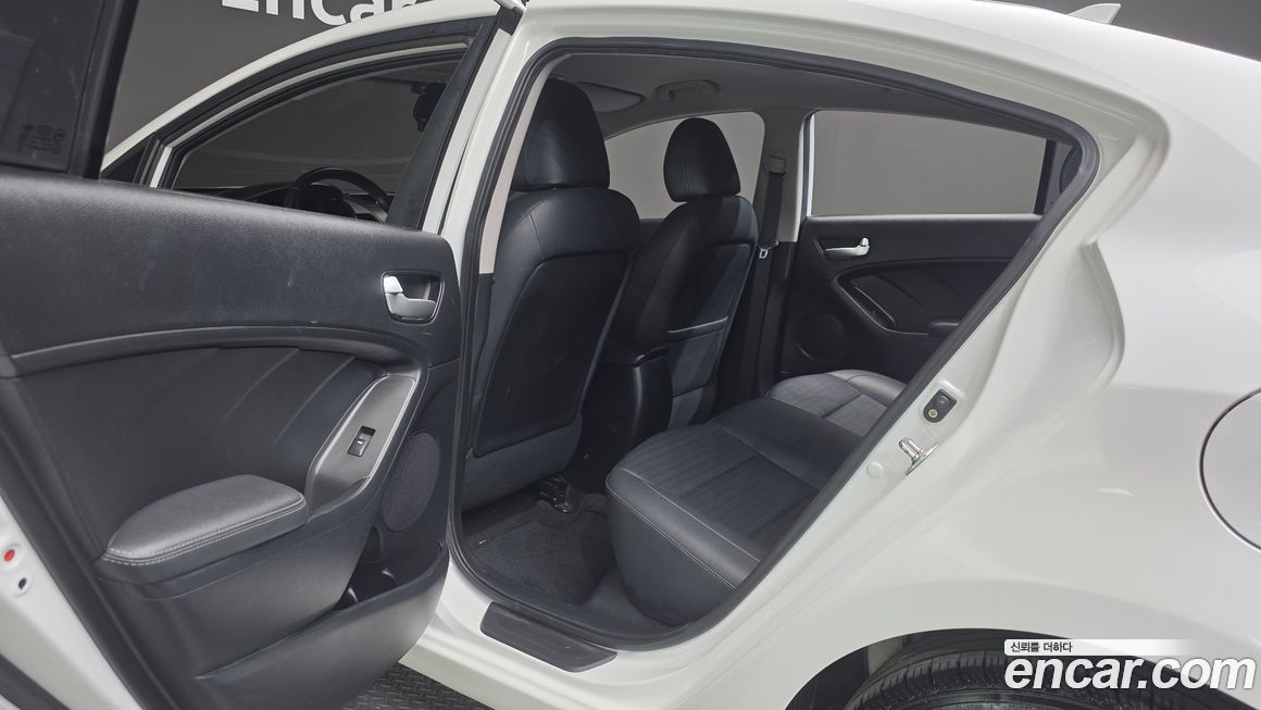 Kia K3 2018