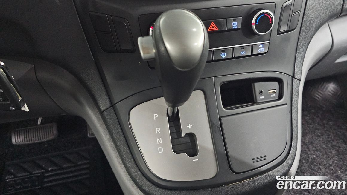Hyundai Starex 2016