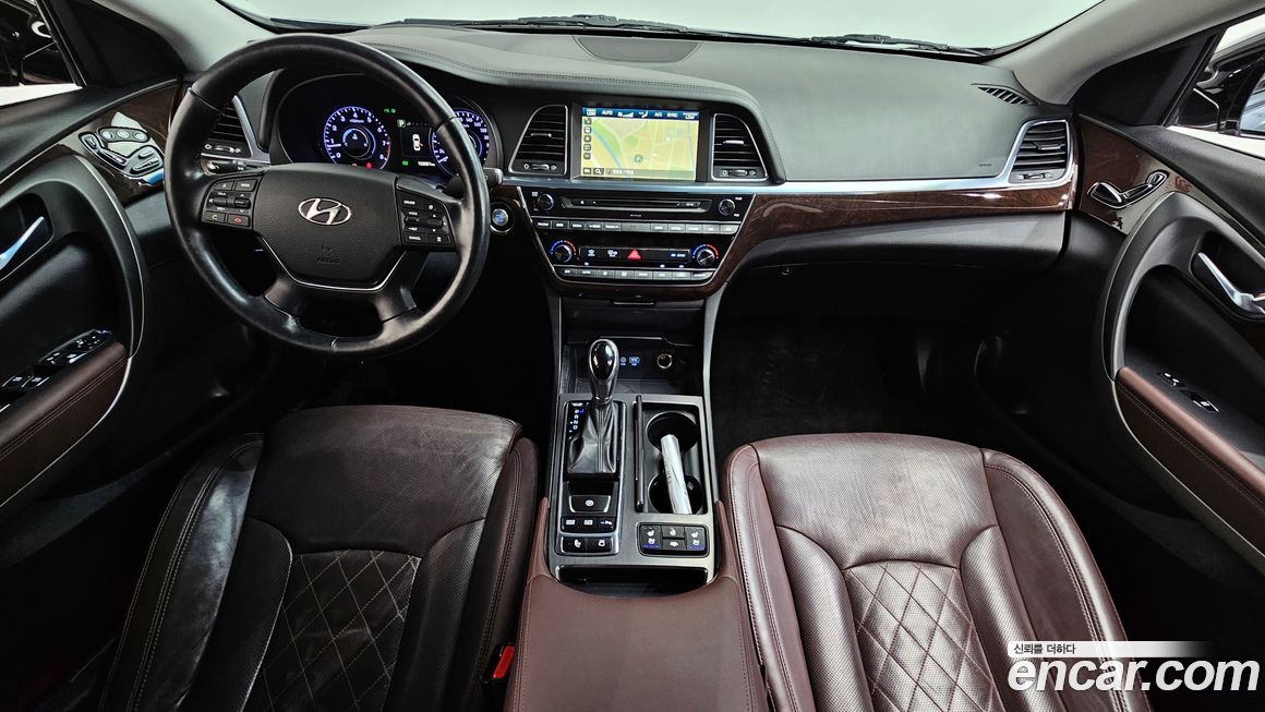 Hyundai Aslan 2016